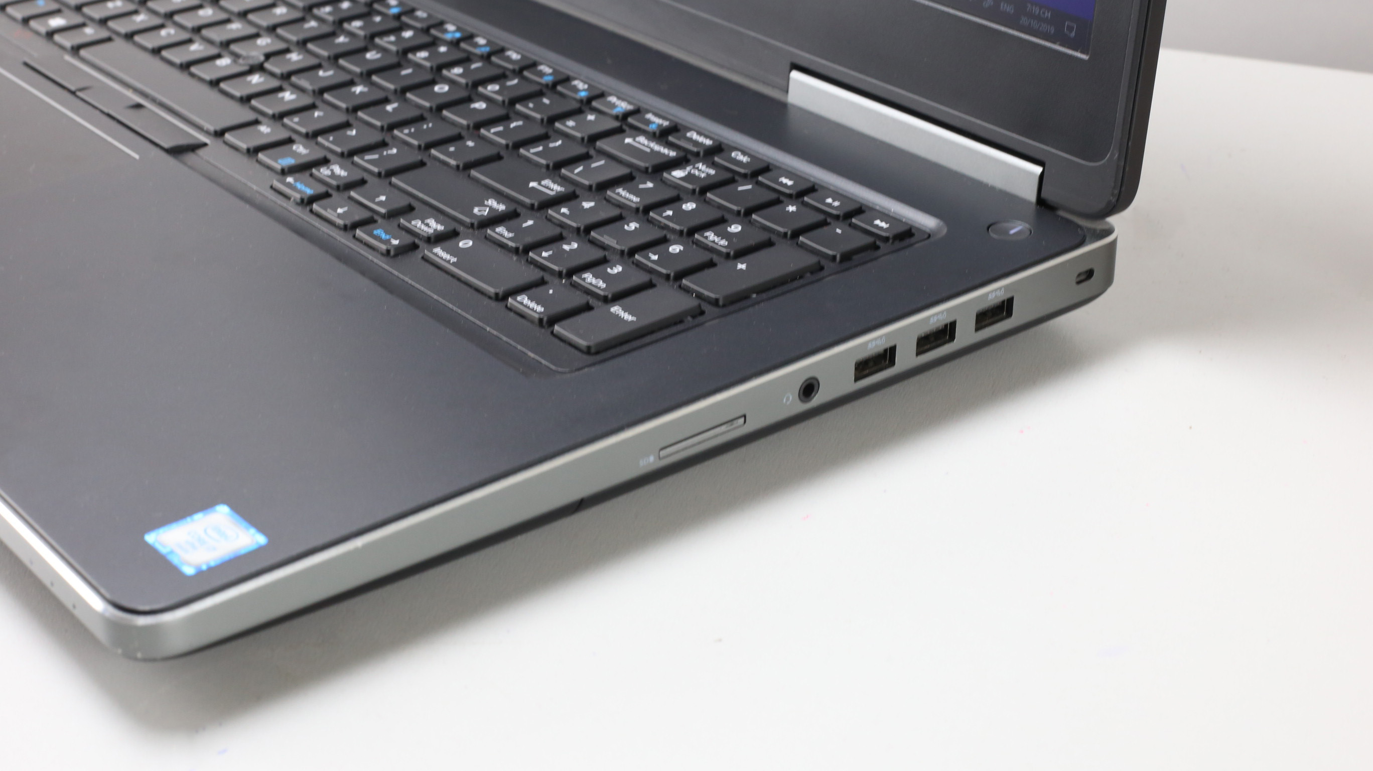 DELL Precision 7720 - Workstation Chuyên nghiệp giá tốt tại Nam Anh Laptop