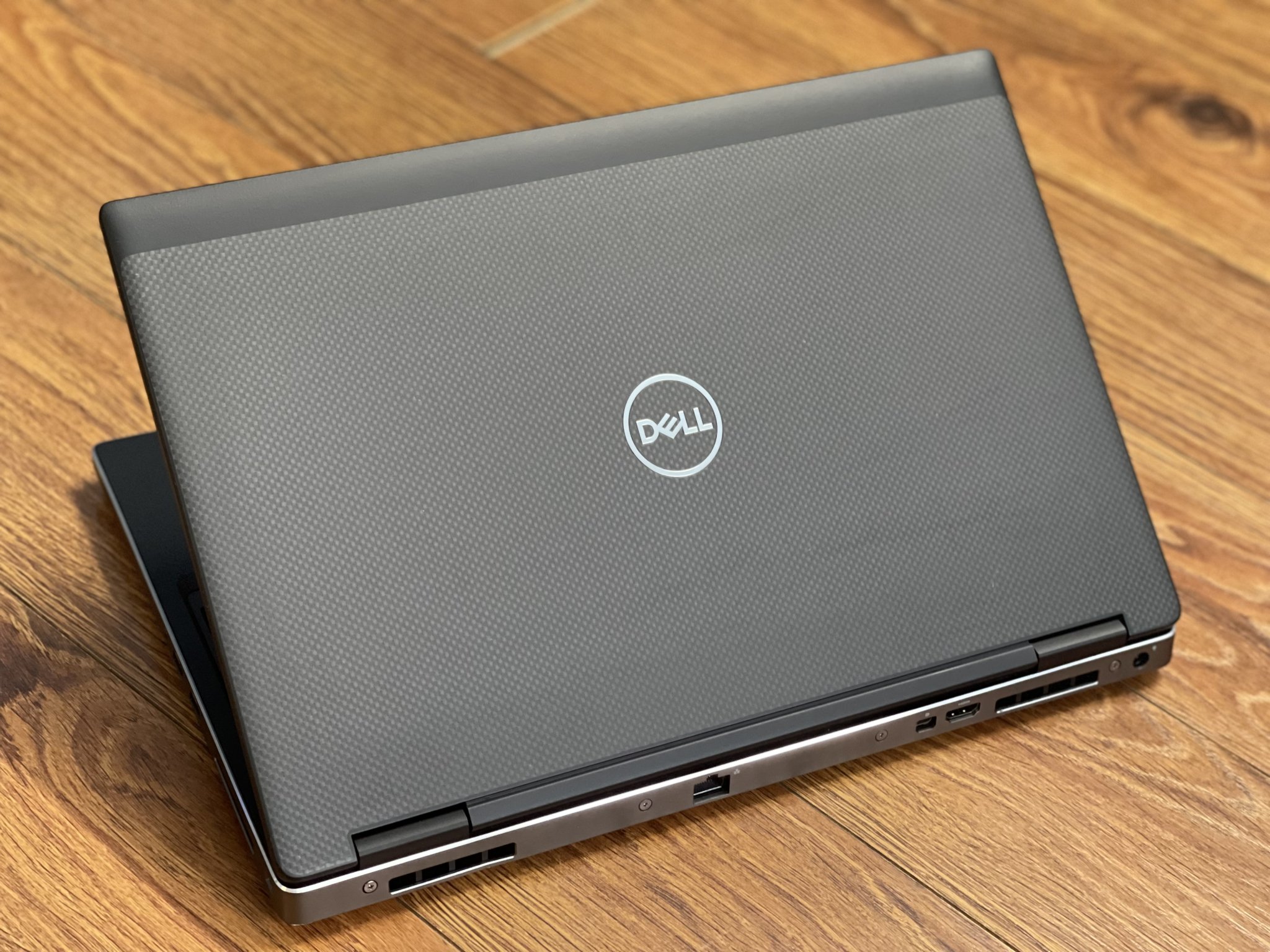Dell Precision 7530 giá tốt tại Nam Anh Laptop