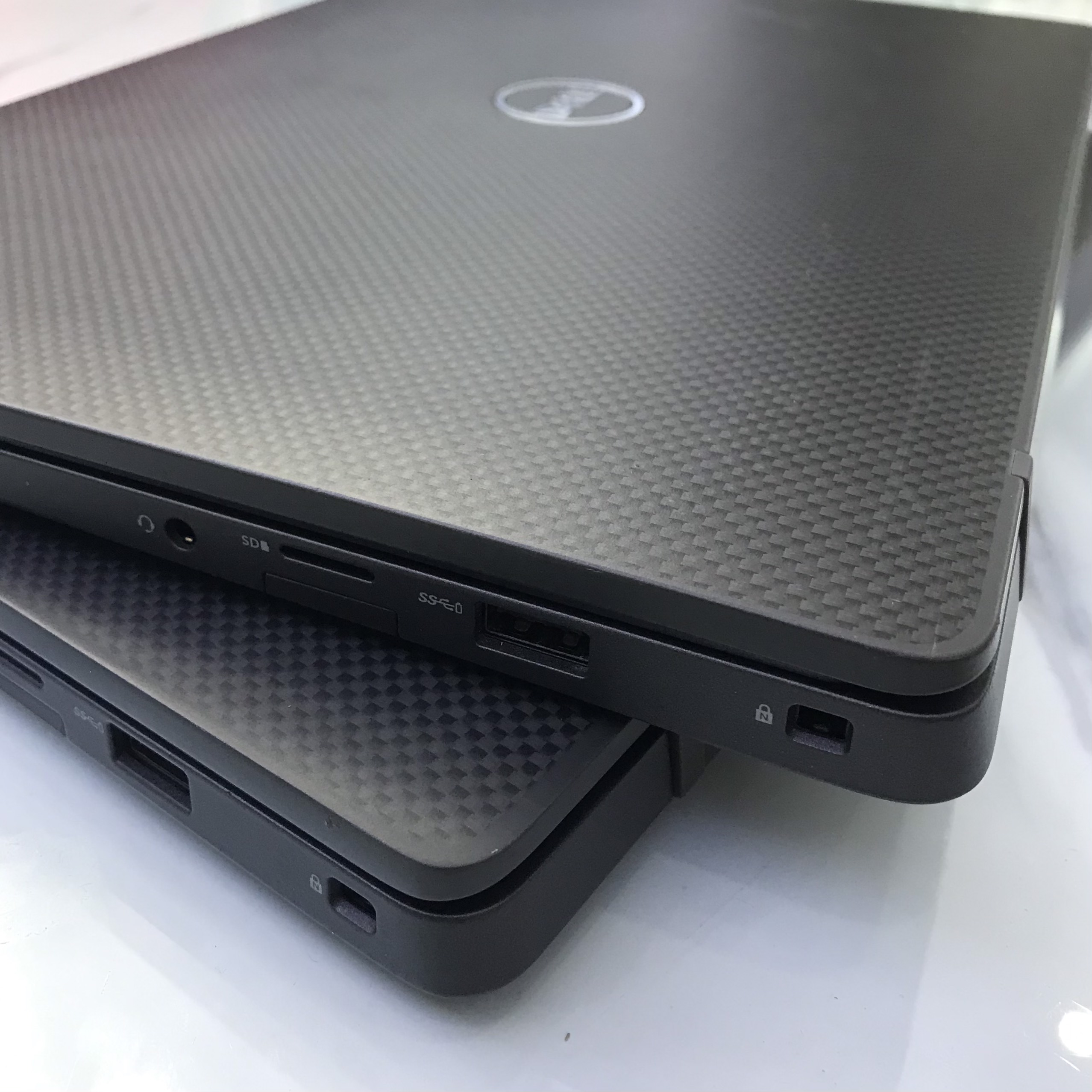 Dell Latitude 7300- laptop Doanh Nhân Giá Tốt