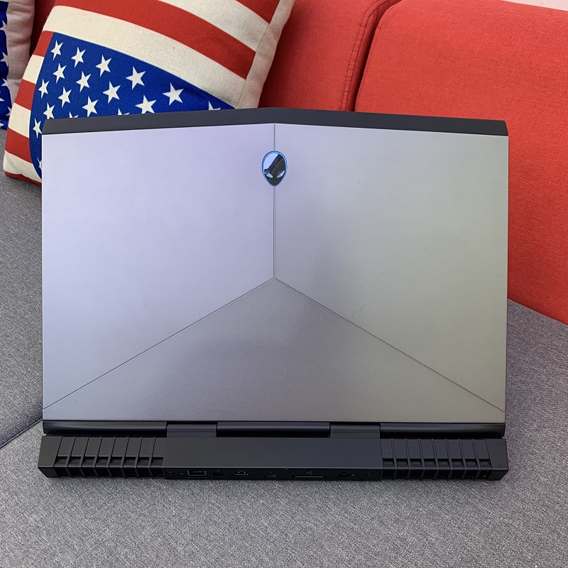 DELL Alienware 15R4 Gaming