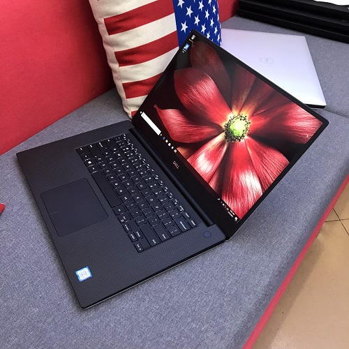 DELL XPS 15 9570 màn tràn viền siêu sáng đẹp