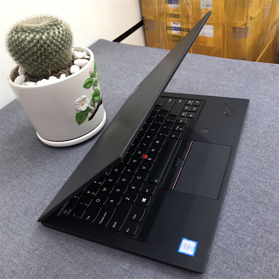 Lenovo Thinkpad X1 Carbon Gen 6 giá tốt tại Nam Anh Laptop