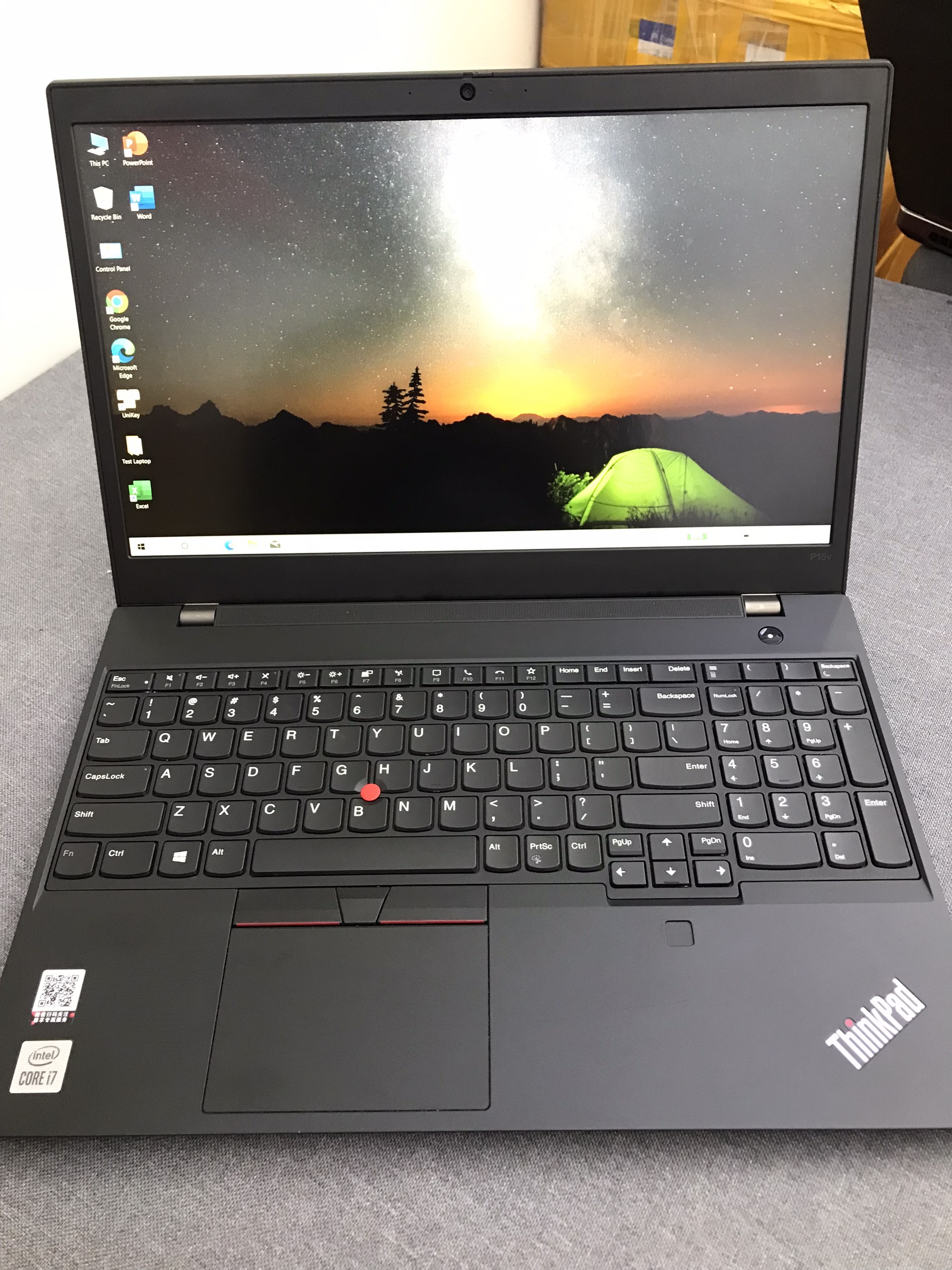 (New outlet) Lenovo ThinkPad P15v Gen 1 Workstation Chuyên Nghiệp